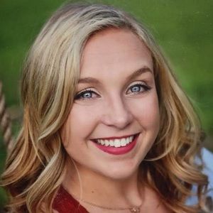 Meet your Posher, Claire